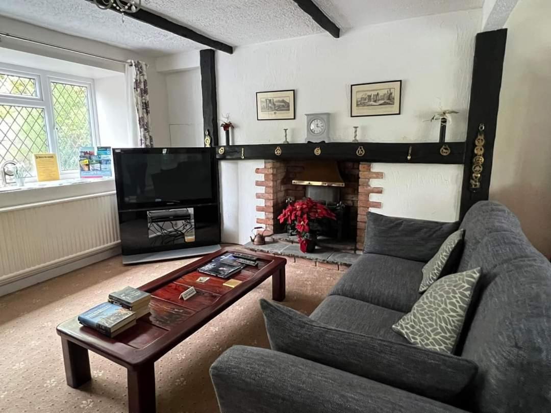 Cwmbach Guest House Нит Экстерьер фото